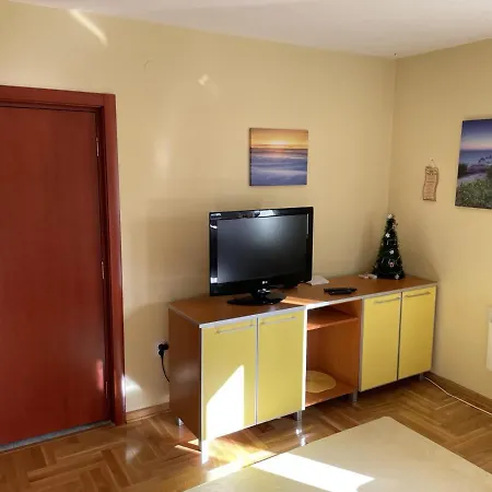 Apartment Yellow & Zlatibor