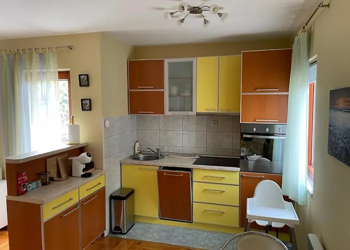 Yellow & * Златибор